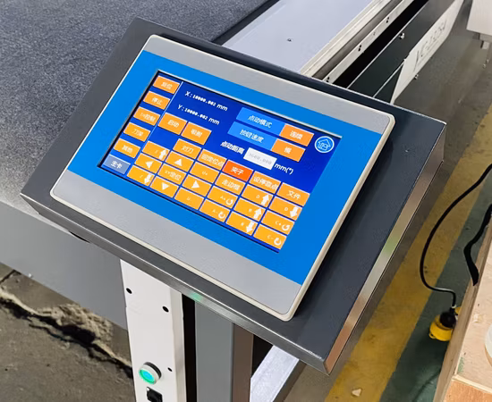 Промышленный станок для резки искусственной кожи с CE